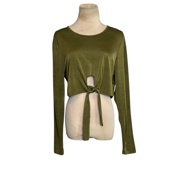 Shein green long sleeves front tie crop top Size 2XL - Picture 9 of 10